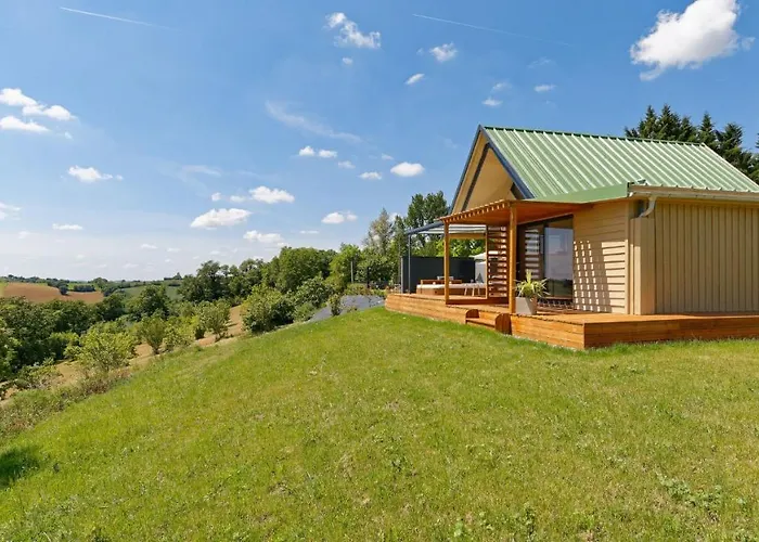 D'hôtes De Charme à La Maison Bleue 4*